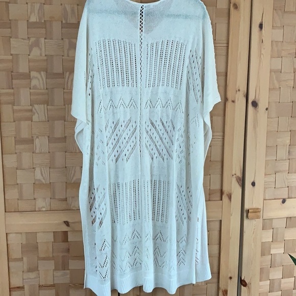 Alice+ Olivia Willard Linen Blend Pointelle Poncho XS/S - Picture 7 of 11